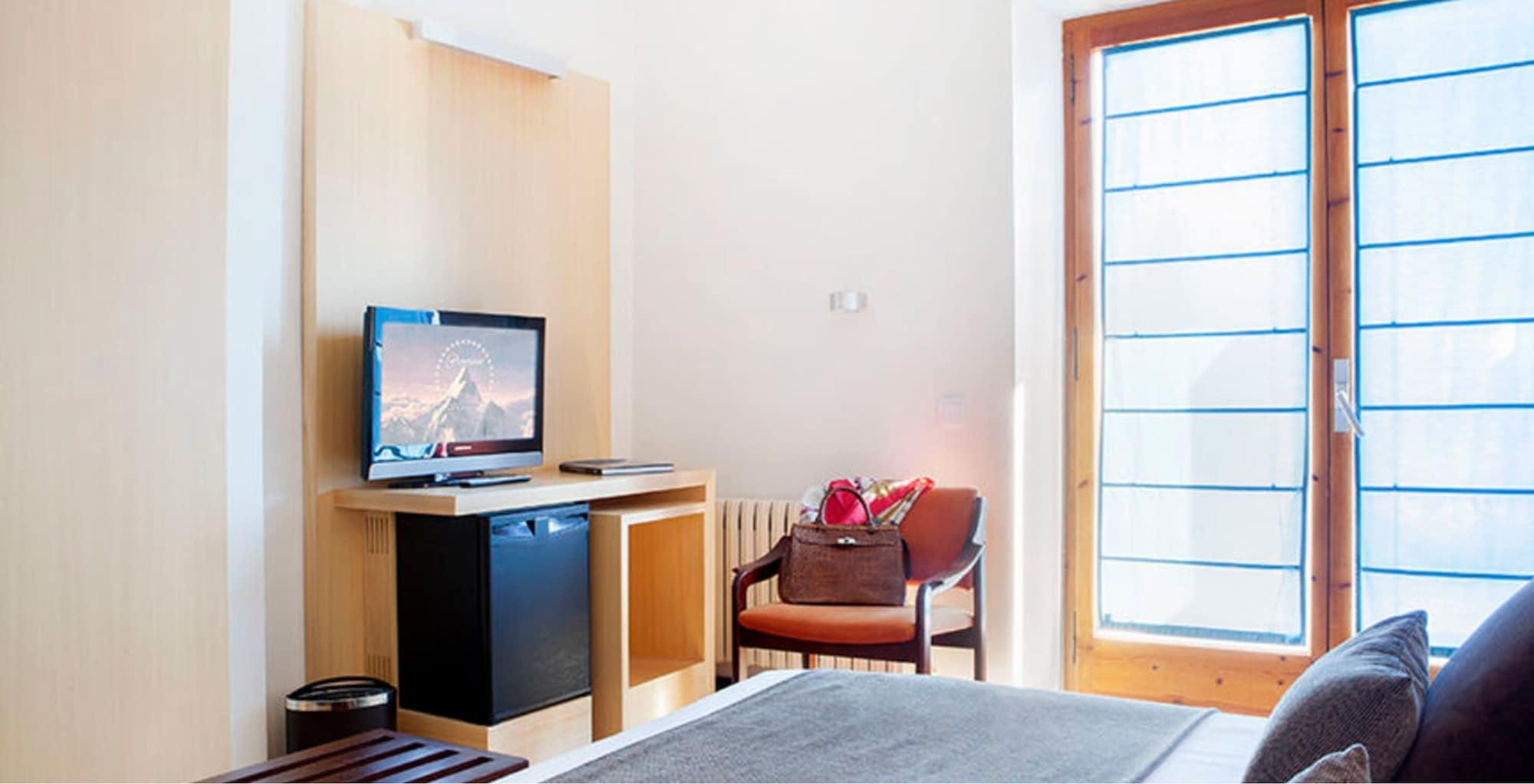 Hotel Emporda Figueres  Exteriér fotografie