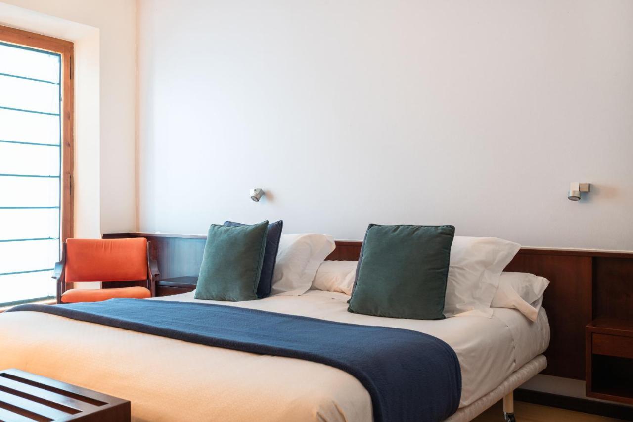Hotel Emporda Figueres  Exteriér fotografie
